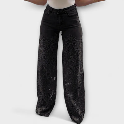 Lina™ | Jeans patchworkowe z modnym koronkowym detalem